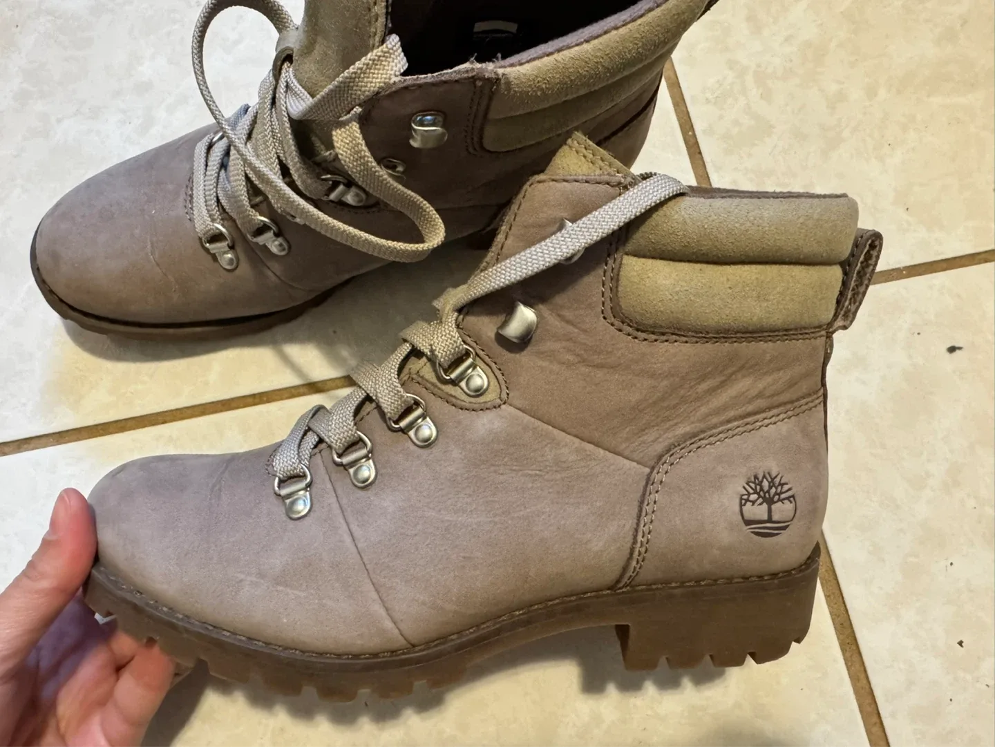 Timberland Hiking Boots - Women's Size 6 thumbnail