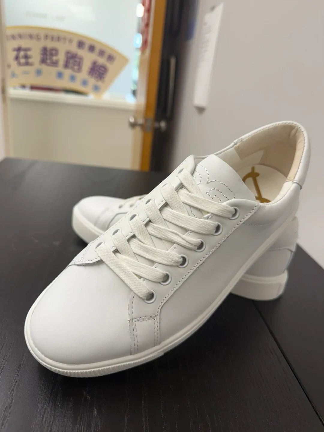 Sam Edelman White Leather Sneakers image indicator(2)