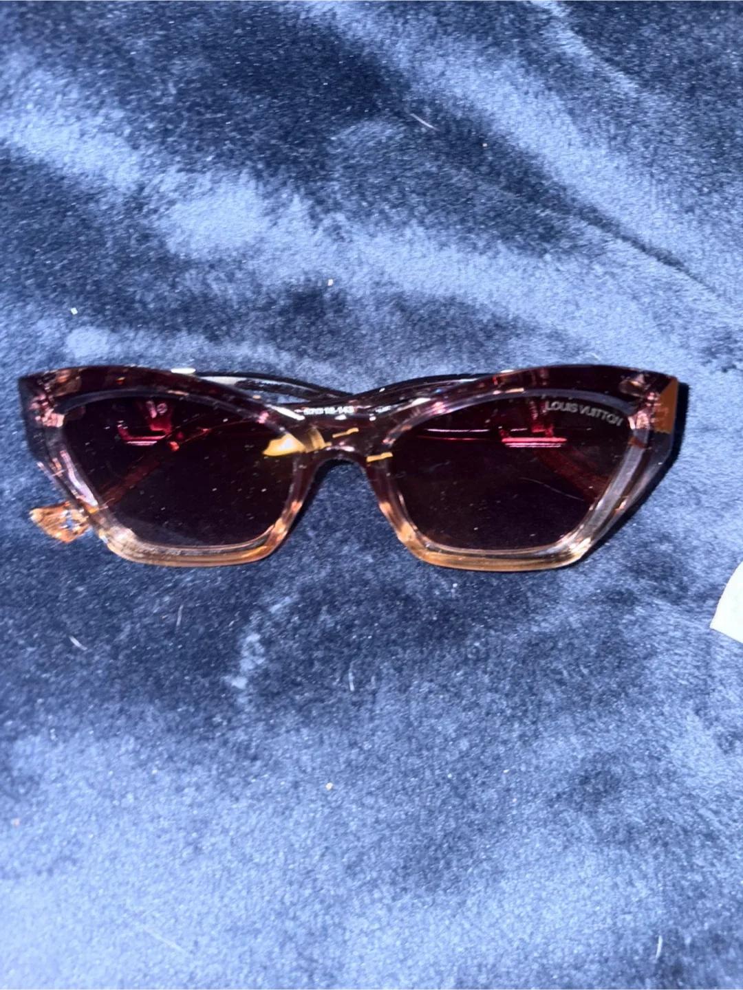 Louis Vuitton Sunglasses image indicator(3)