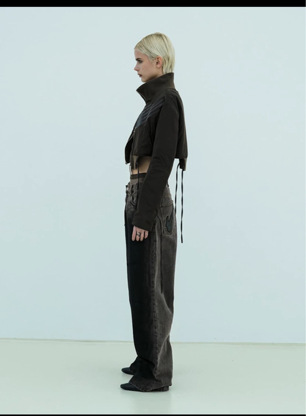 LEEY Cropped Bomber Jacket - photo 3