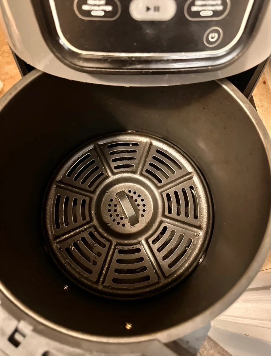 Ninja Air Fryer XL - Great Condition /$130 with delivery - photo 2