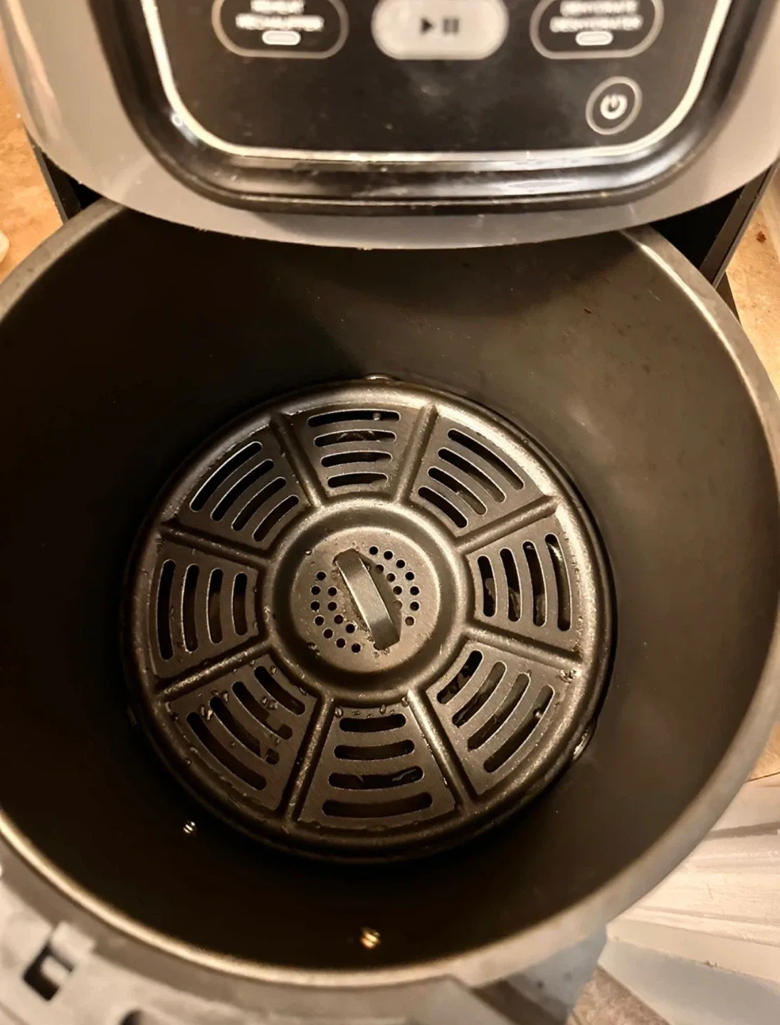 Ninja Air Fryer XL - Great Condition /$130 with delivery image indicator(2)