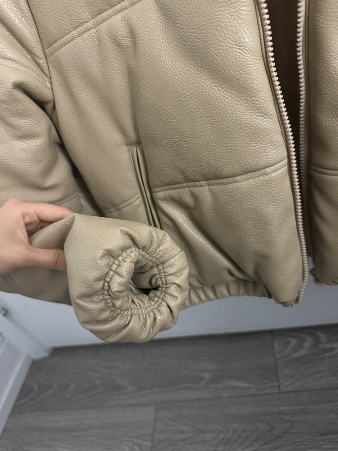 Leather Puffer Jacket - Beige - photo 4