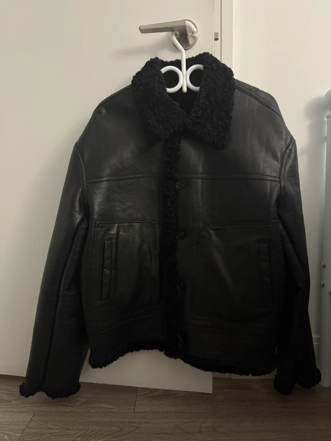 Black faux shearling coat - photo 3