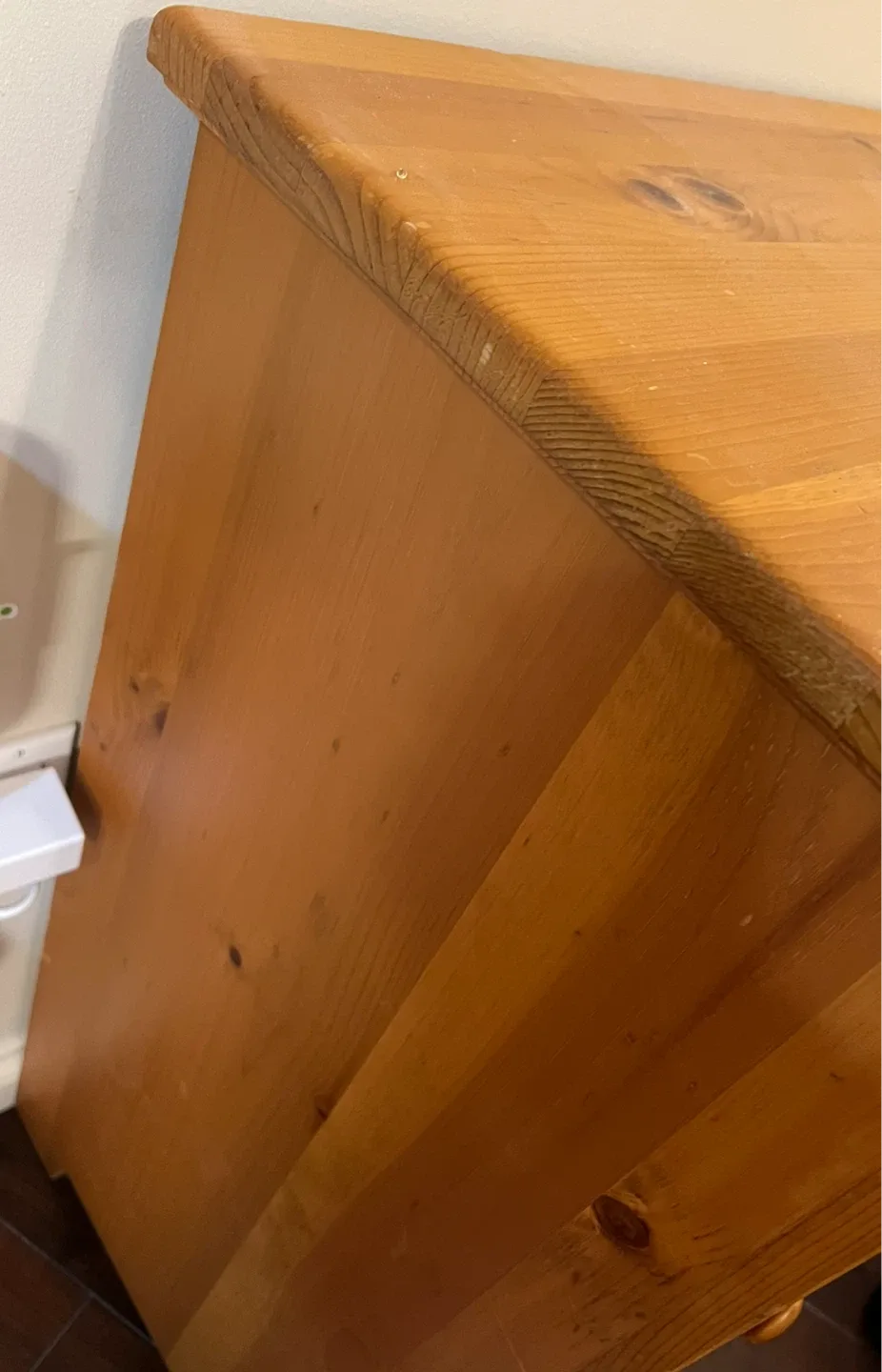 Wooden 3-Drawer Dresser image indicator(4)