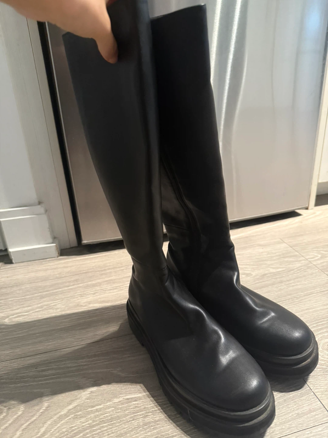 Black Boots - photo 2