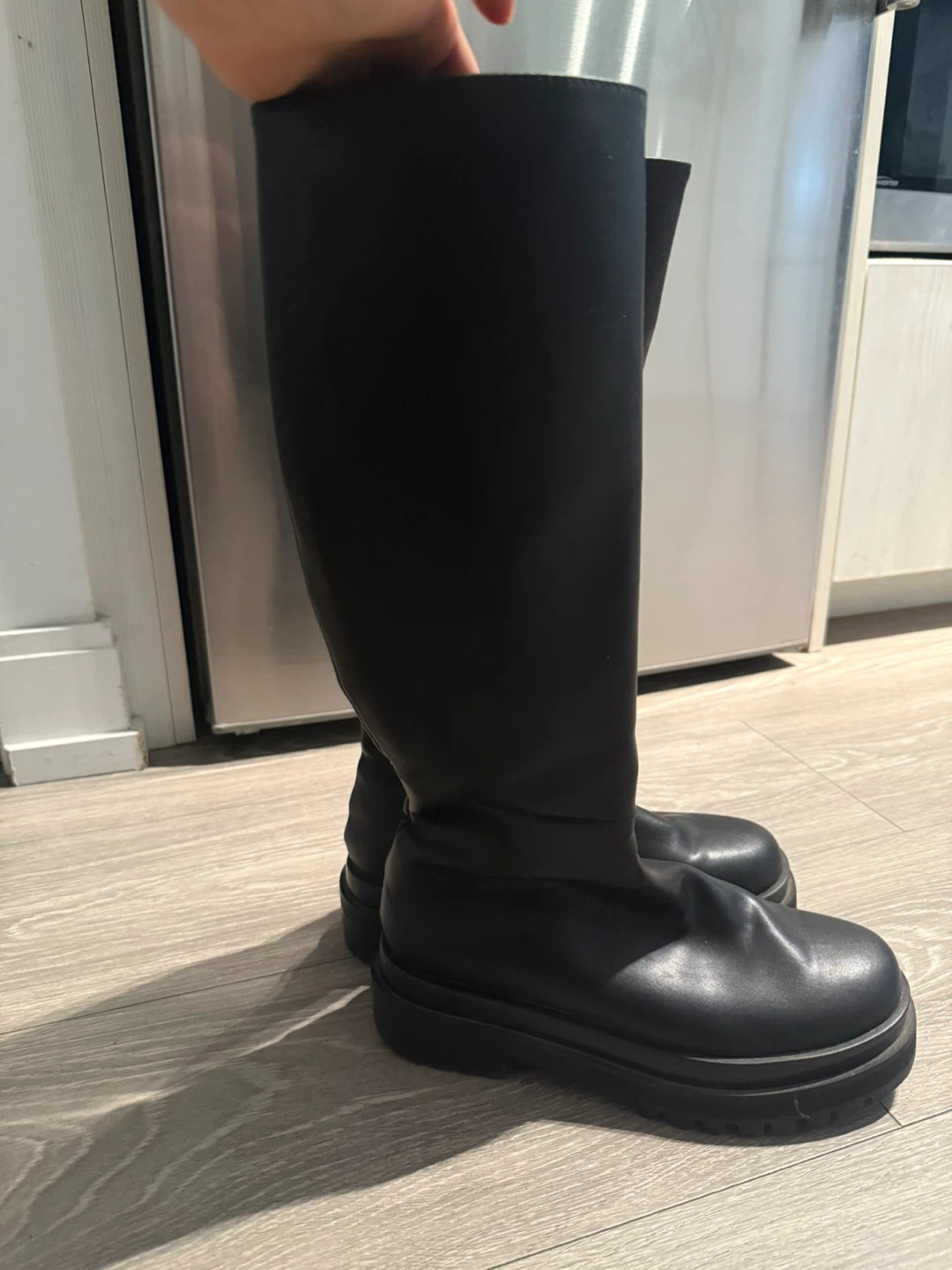 Black Boots