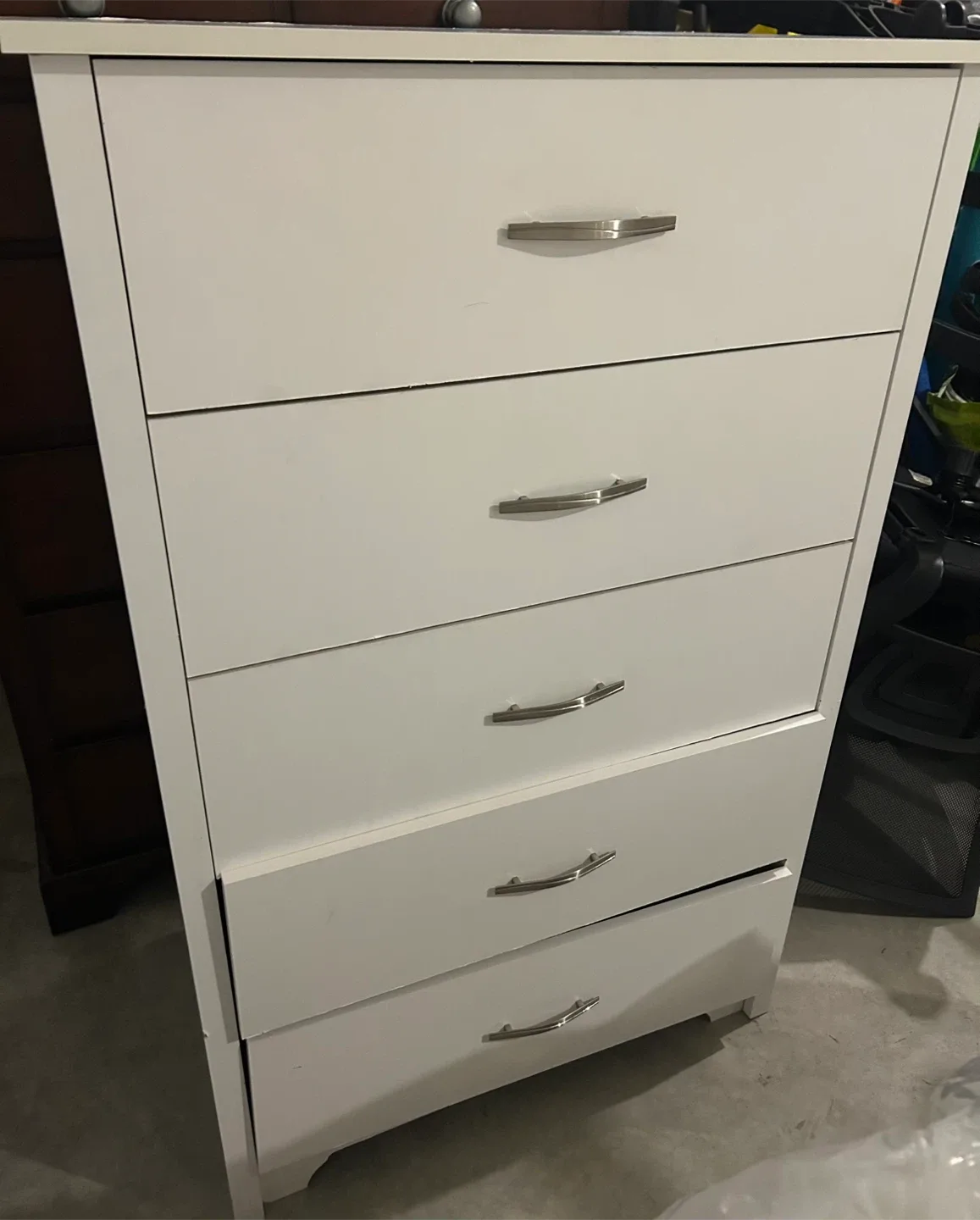 White 5-Drawer Dresser & Nightstand Set thumbnail