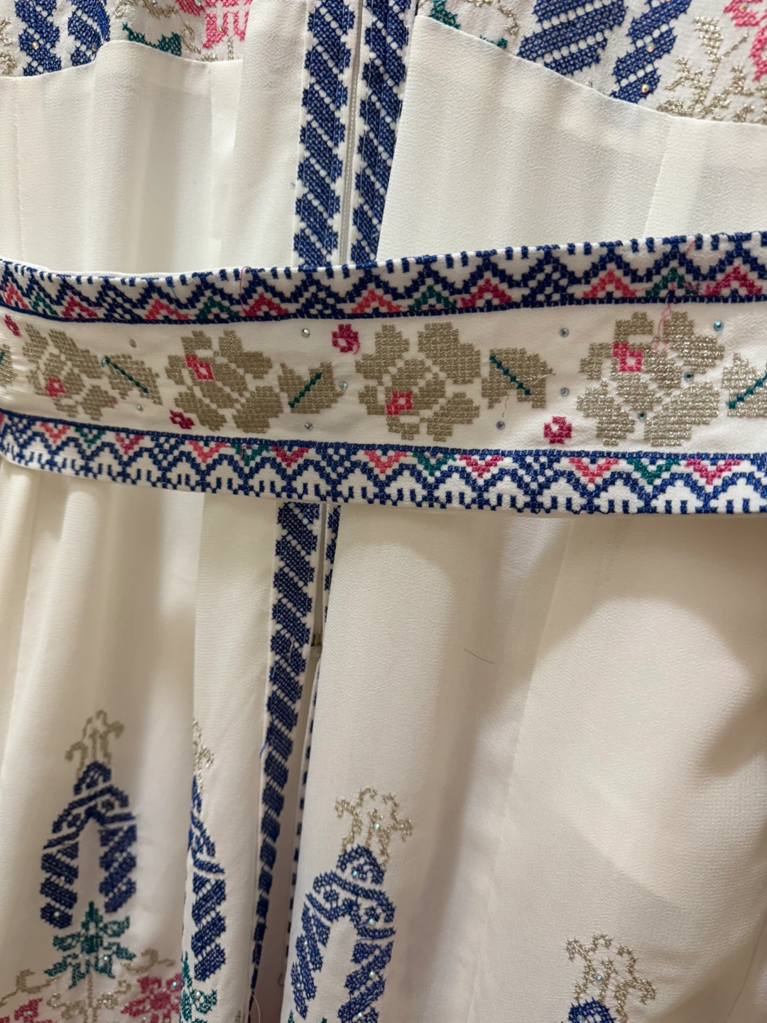 Embroidered White Dress - Size XXL - photo 5