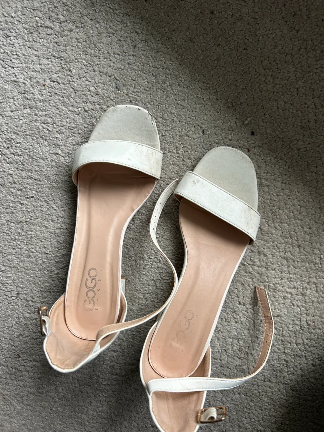 White Heels - Size 7 image indicator(2)