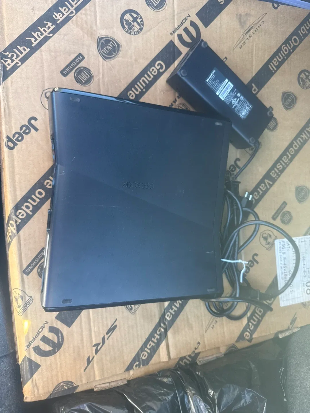 Xbox 360 S Console with Power Supply image indicator(2)