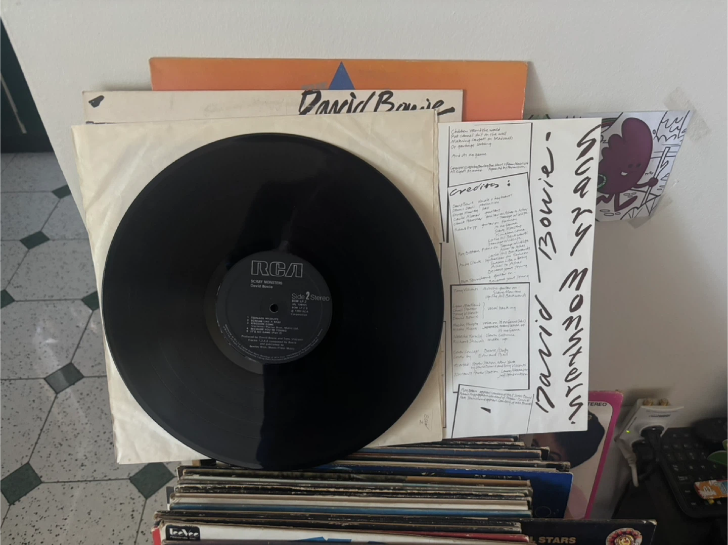 David Bowie Scary Monsters Vinyl- 1st press British edition - photo 2