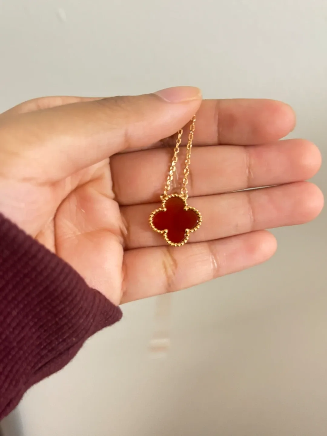 18K Red carnelian rose gold filled clover necklace image indicator(3)