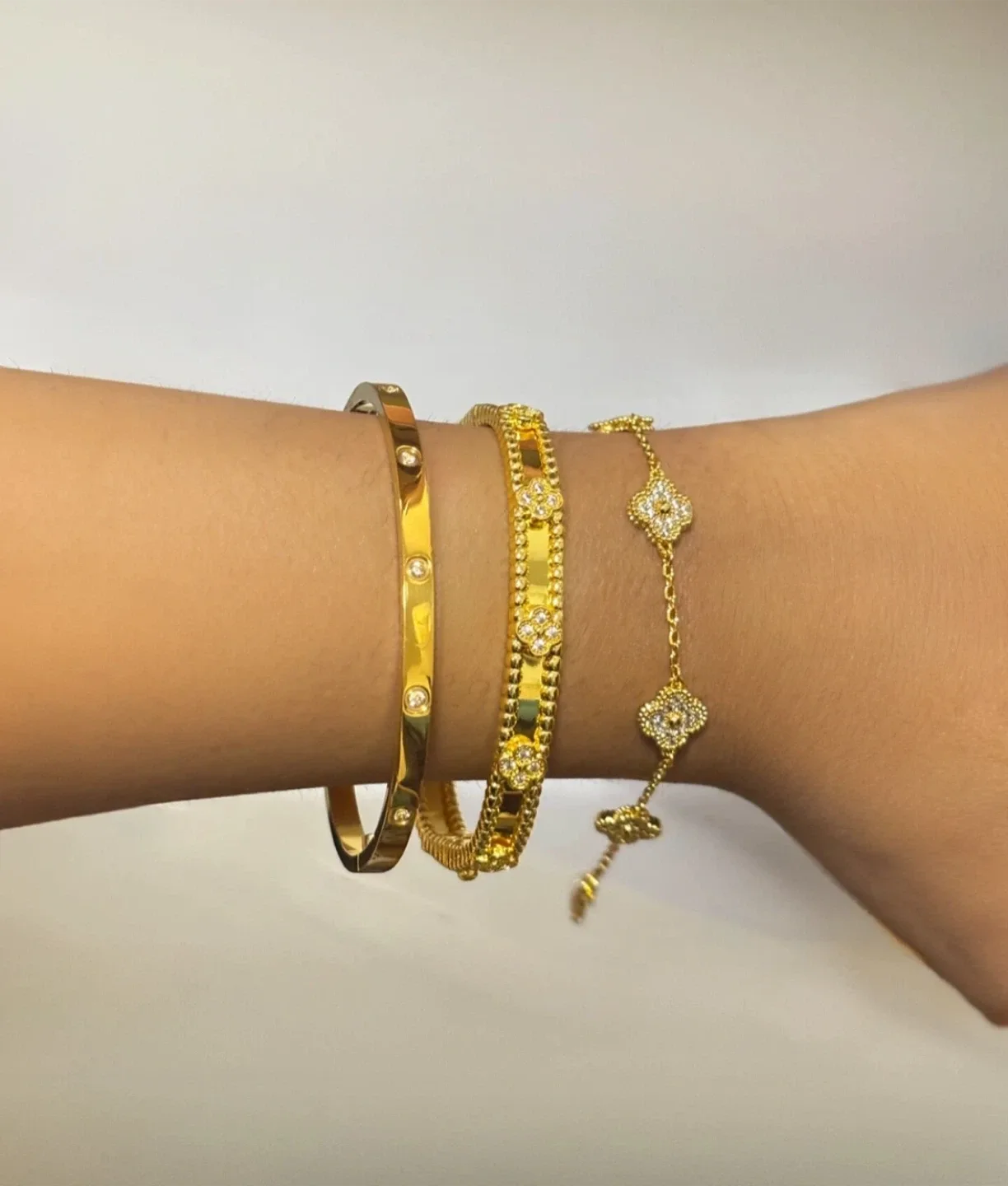 18K gold filled 6 clover bracelet image indicator(2)