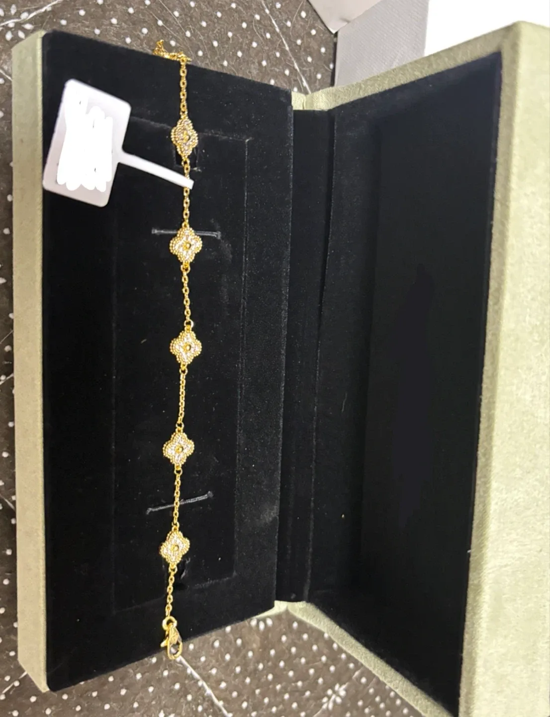 18K gold filled 6 clover bracelet image indicator(3)