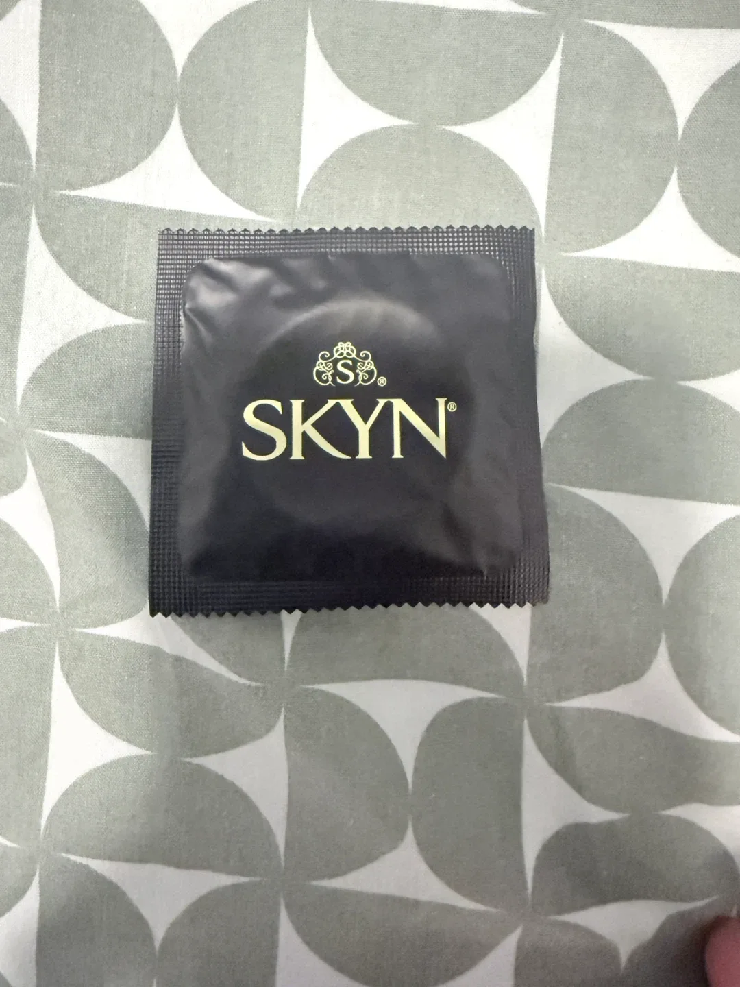 60 SKYN Original Condoms thumbnail