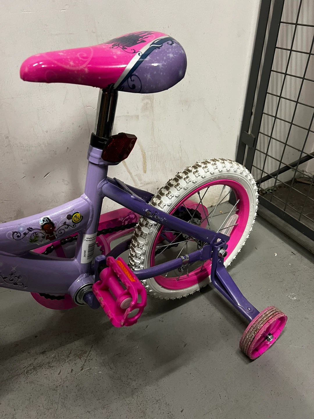 Disney Princess 12" Kids Bike - Purple & Pink - photo 2