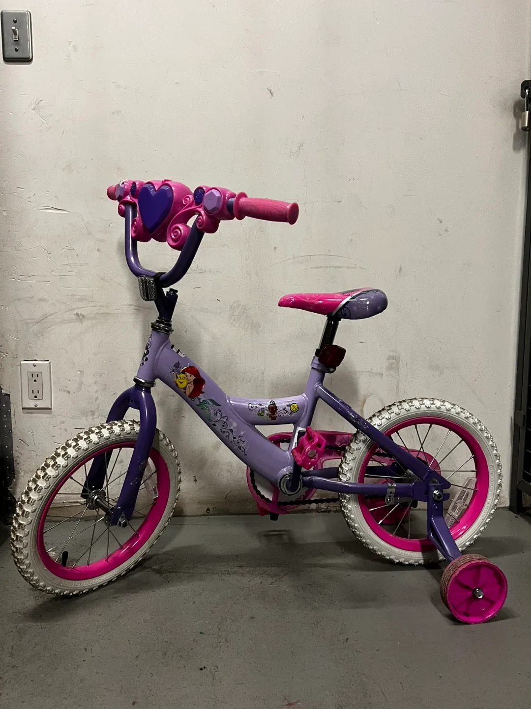 Disney Princess 12" Kids Bike - Purple & Pink thumbnail