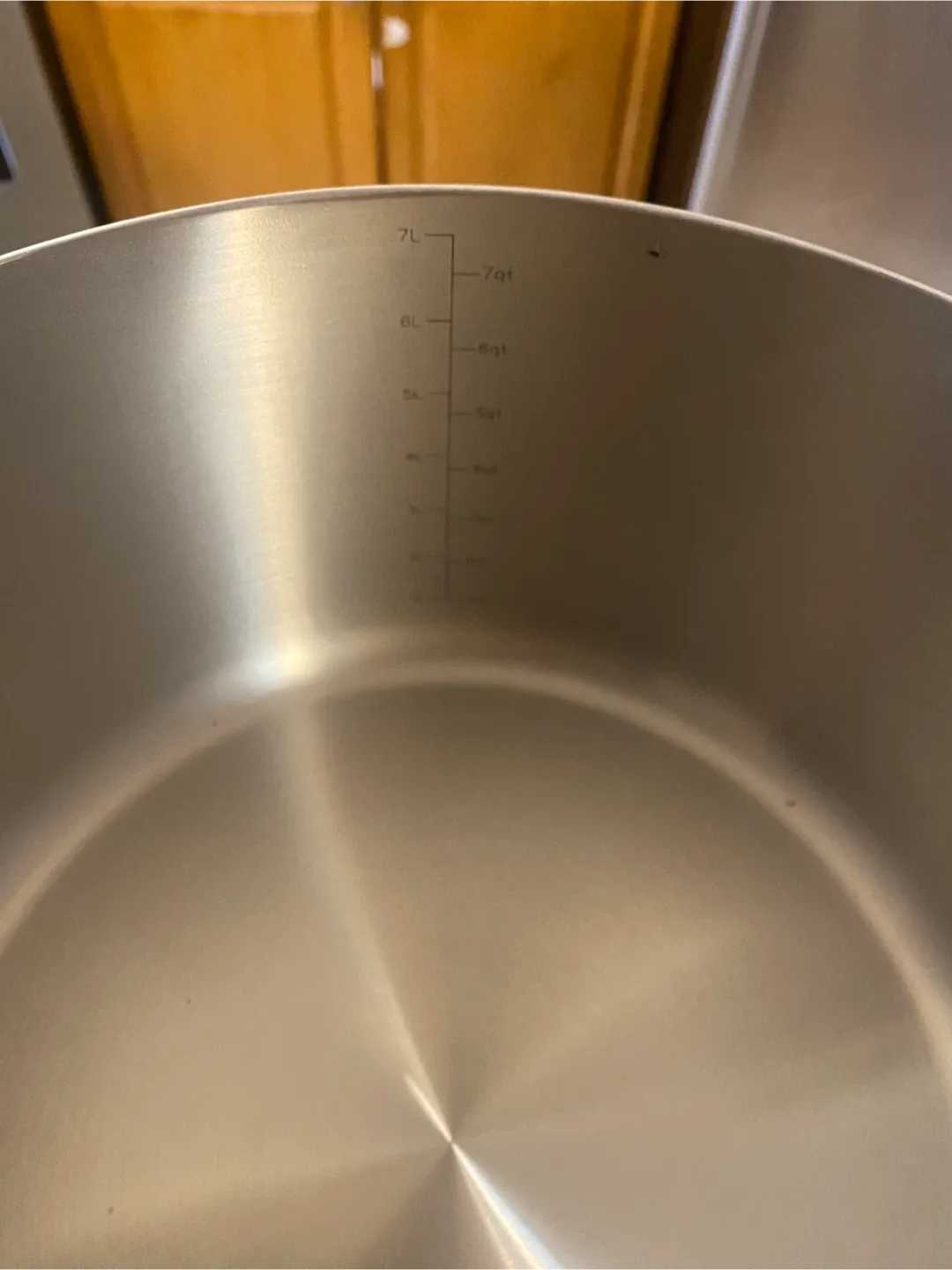 Stainless Steel 7qt Stock Pot with Copper Handles image indicator(3)