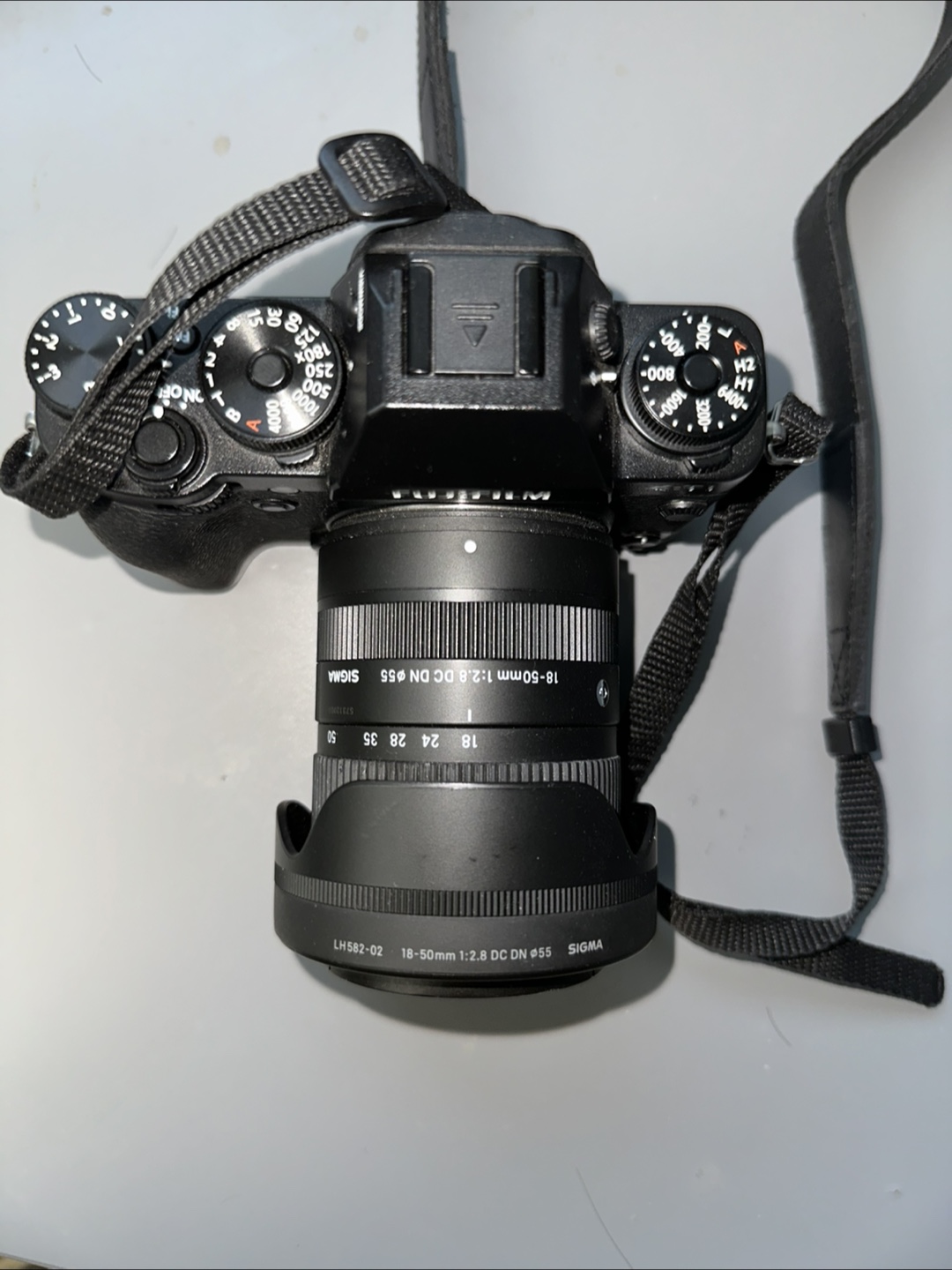 Fujifilm X-T1 Mirrorless Camera with Sigma 18-50mm Lens - photo 2