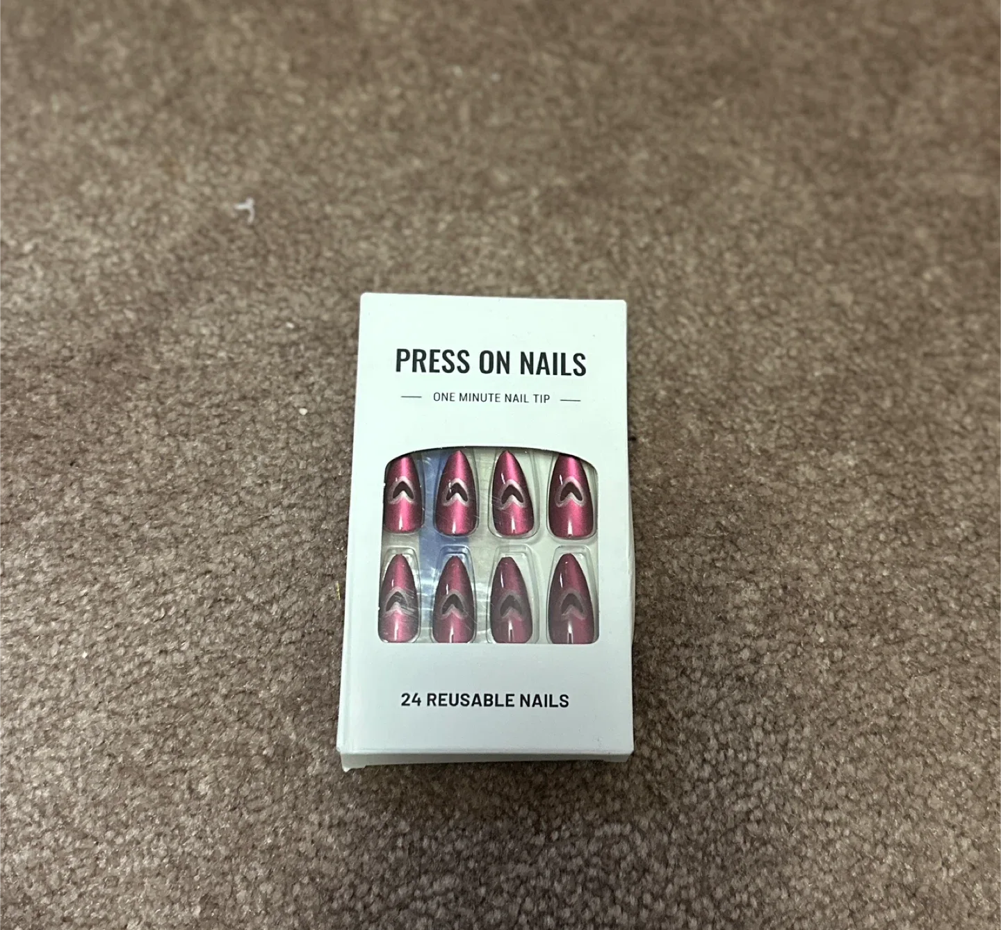 Press On Nails - 24 Reusable Nails thumbnail