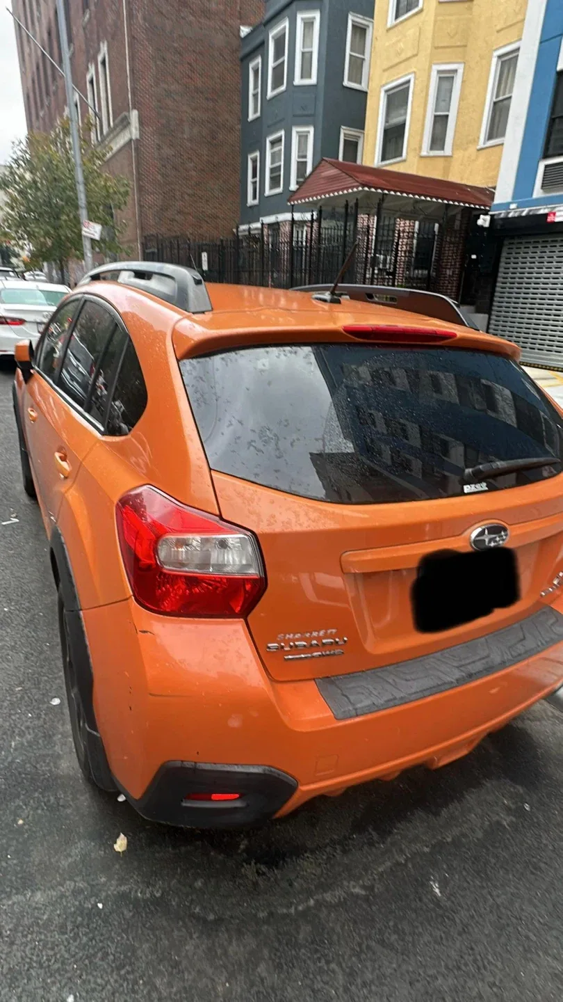 Subaru XV Crosstrek Orange image indicator(2)
