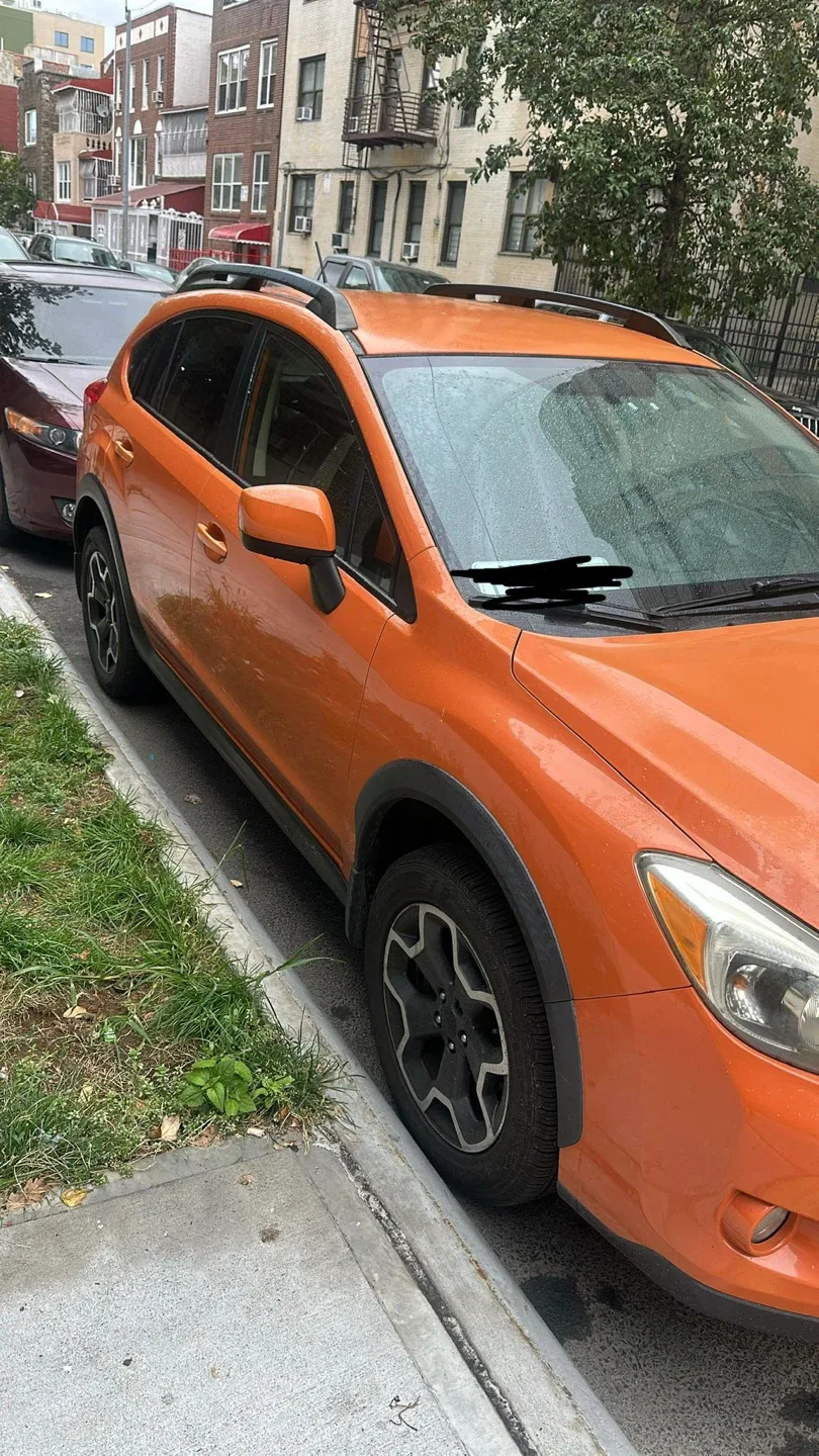 Subaru XV Crosstrek Orange image indicator(4)