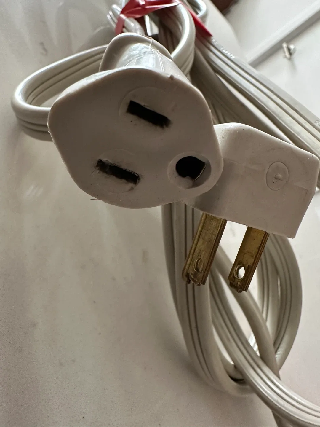 Extension cords (NOMA brand) – 2m / 3m / 4m image indicator(8)