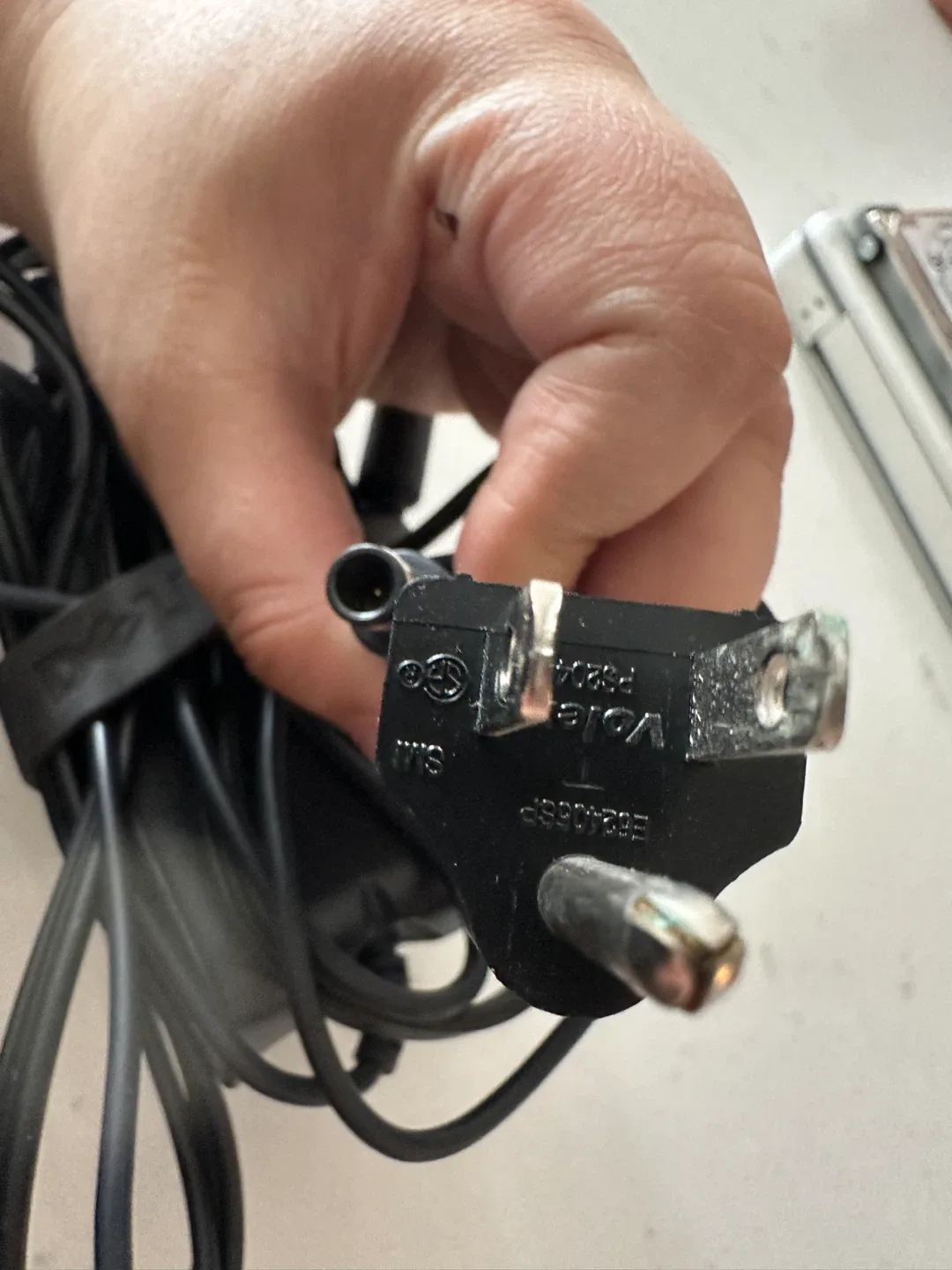 Dell Original Laptop Charger 65W (PA-12 / PA-1650-05D2) image indicator(3)