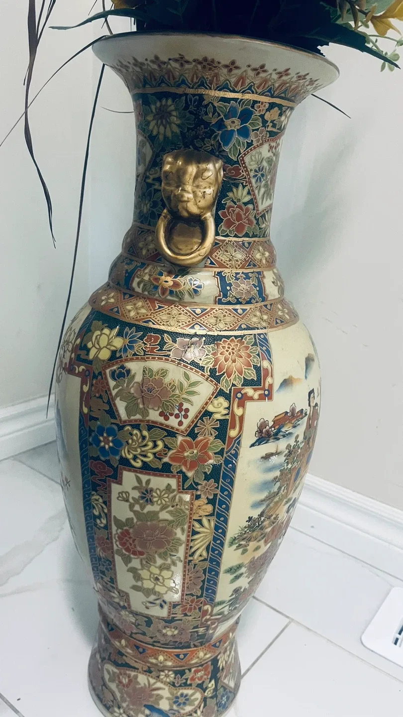 Large Decorative Vase with Floral and Landscape Design image indicator(3)