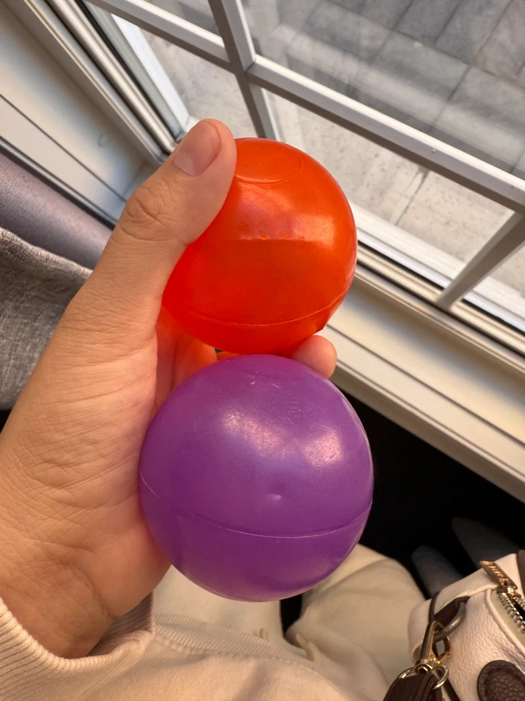 Box of Colourful Plastic Play Balls image indicator(3)