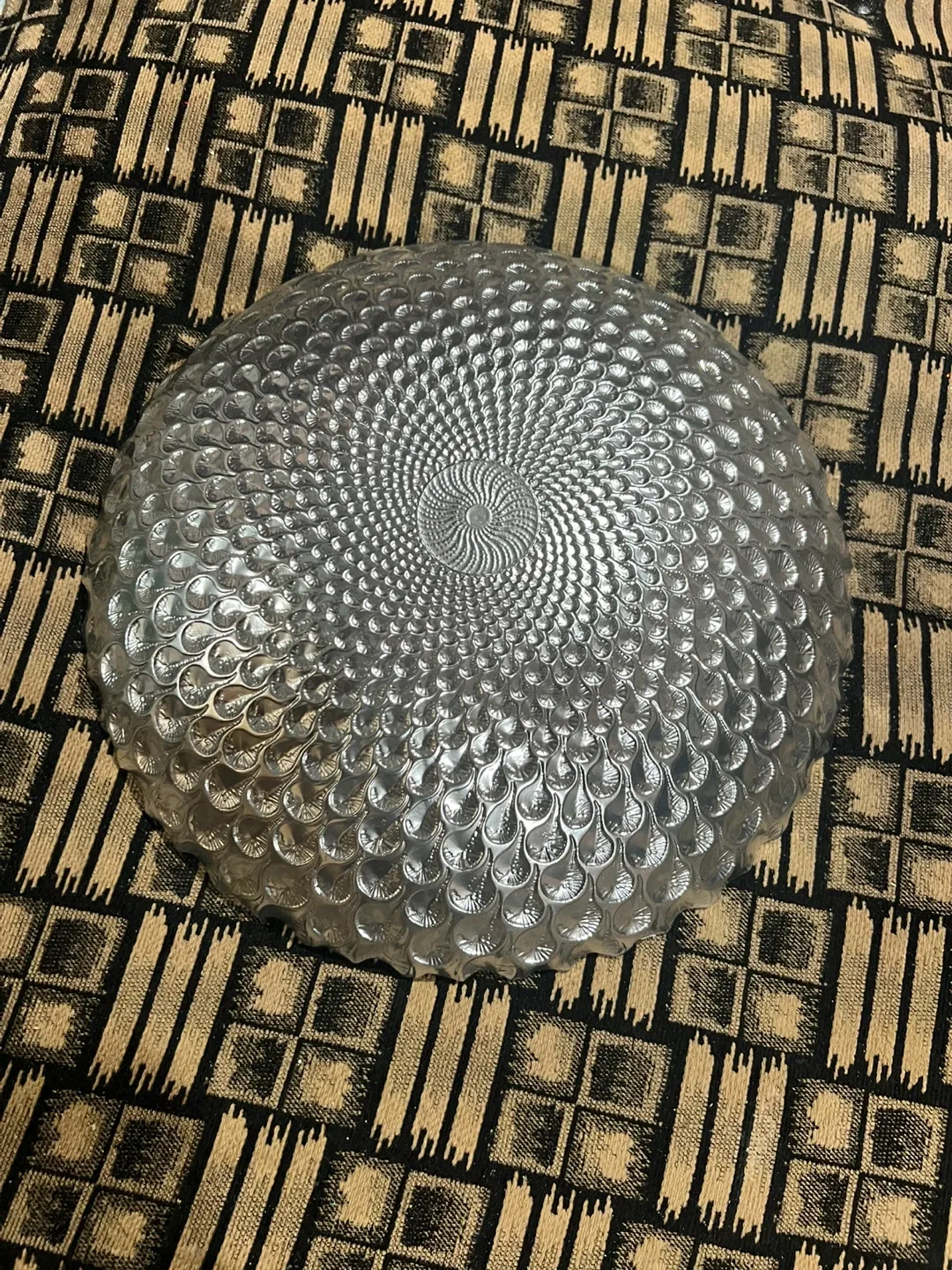 decorative bowl. image indicator(2)