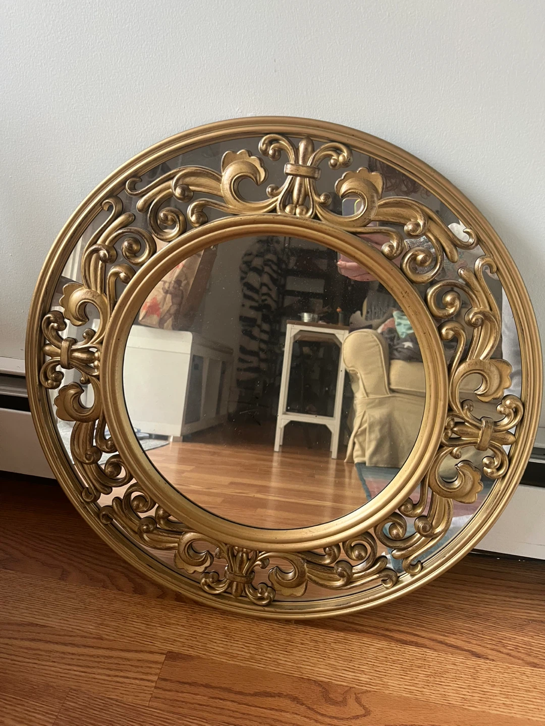 Gold Round Decorative Wall Mirror