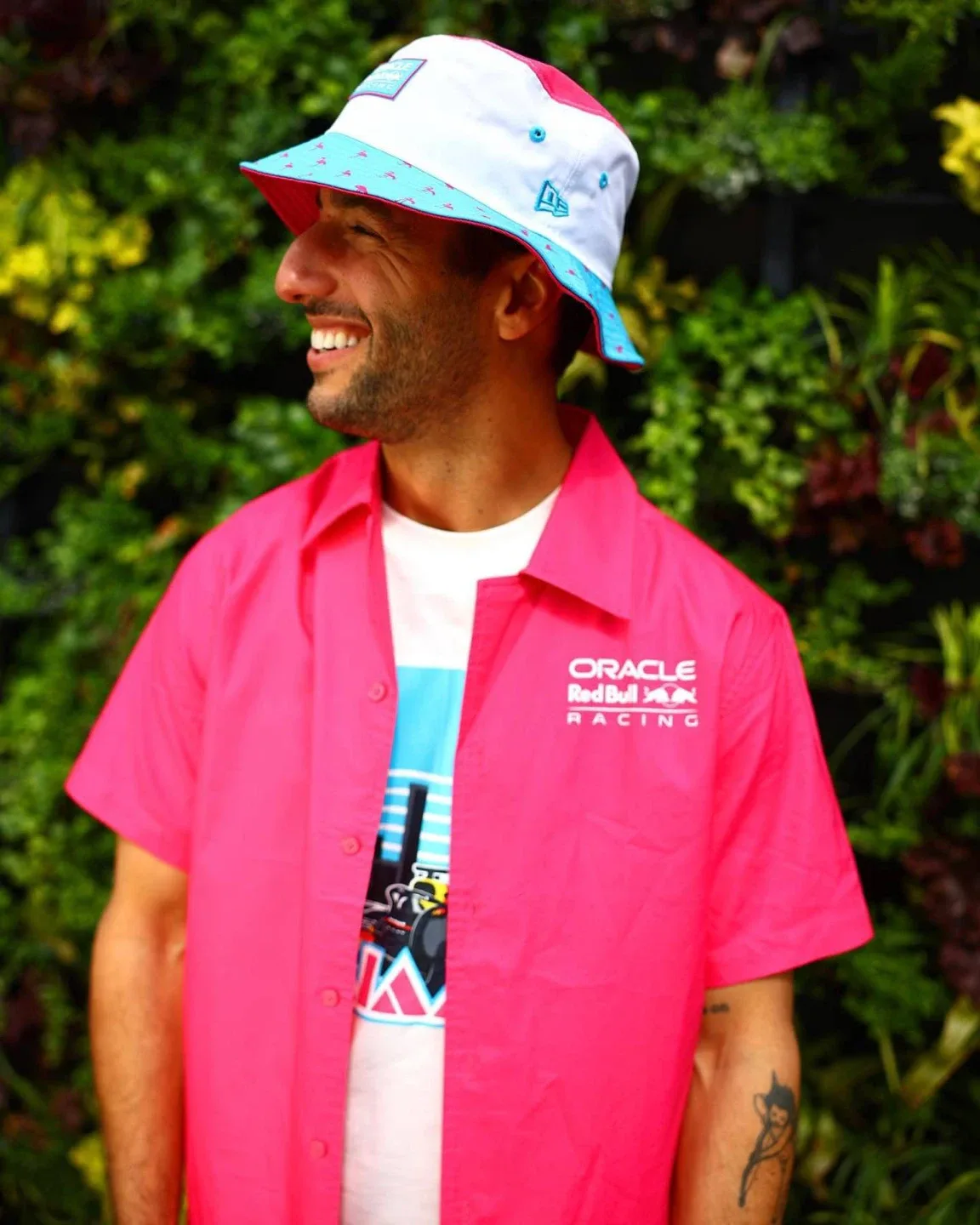 Formula 1 Red Bull Racing merch (only 2 left) image indicator(2)