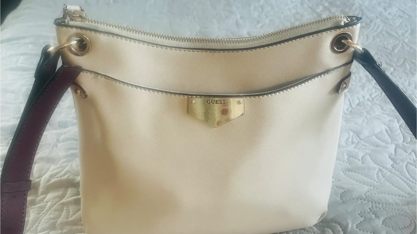 Guess Cream Crossbody Bag image indicator(2)