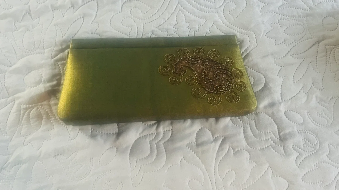 Assorted Women's Bags image indicator(5)