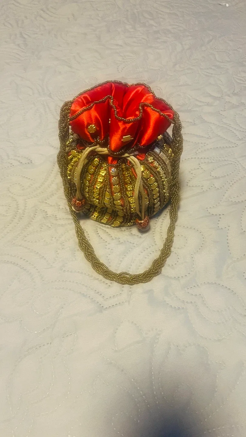 Assorted Women's Bags image indicator(8)