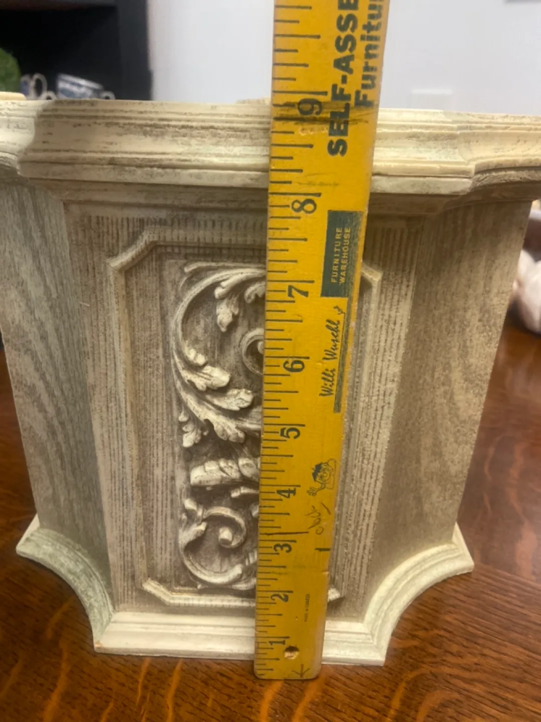 Vintage 60’s Sewing  Box image indicator(9)