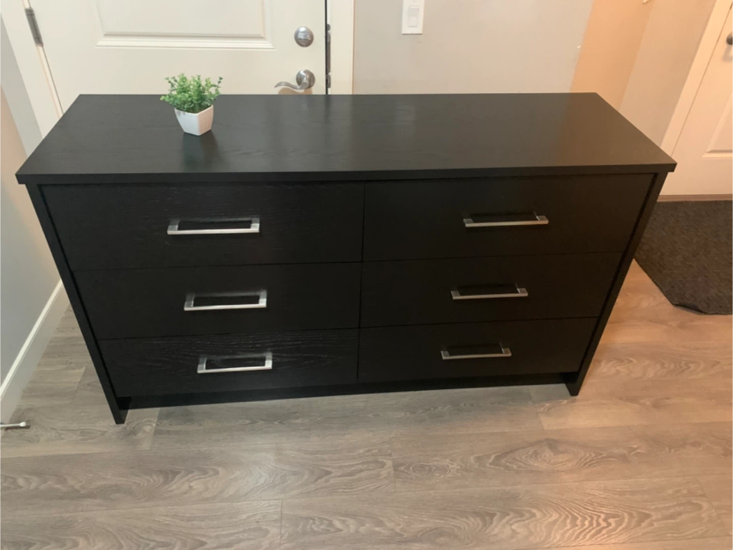 Black 6-Drawer Dresser - photo 2