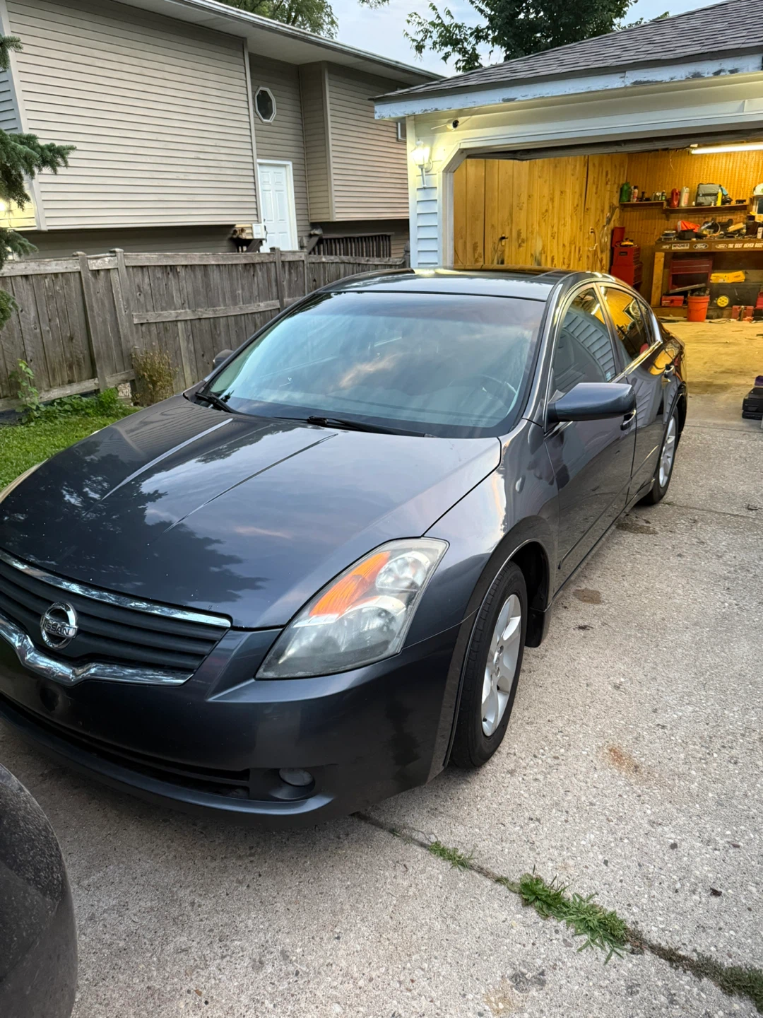 Nissan Altima Sedan