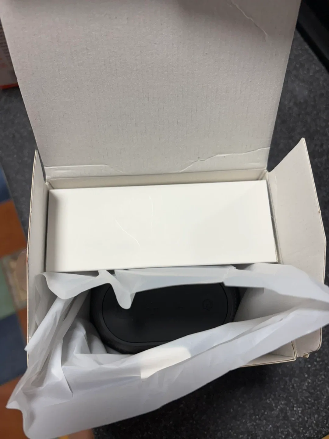 iQ Wave Home Speaker with MagSafe + Qi Wireless Charging image indicator(4)