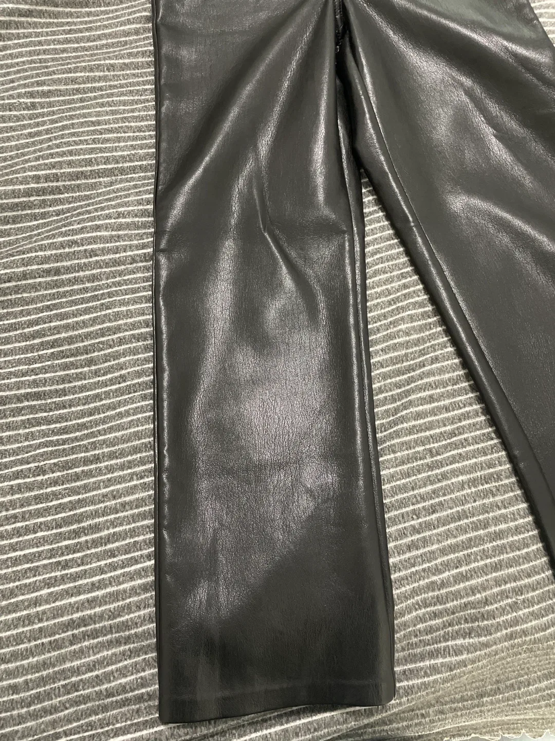 Wilfred Free Melina Black Vegan Leather Pants Size 0 image indicator(4)