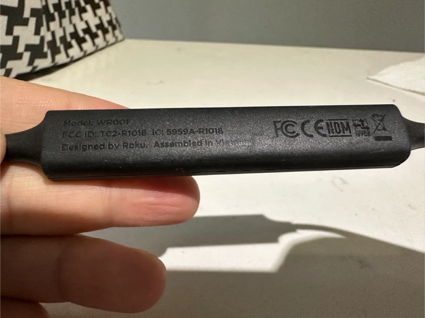 Roku WR001 Streaming Stick - Black image indicator(2)