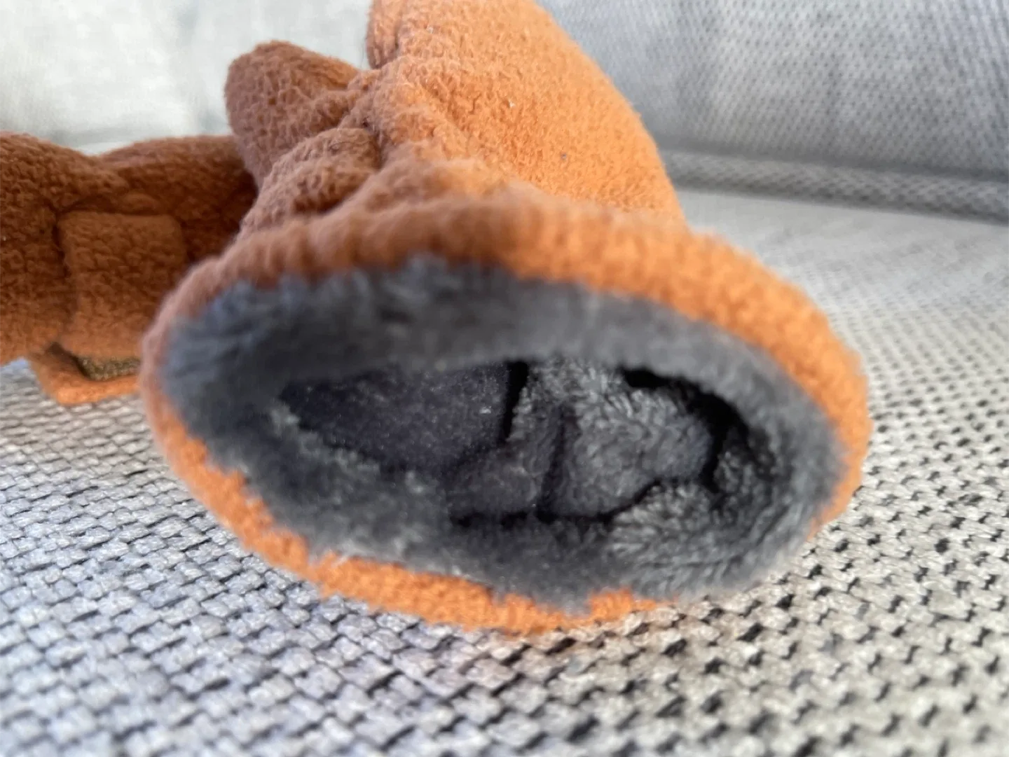 Brown Fleece Baby Mittens image indicator(3)