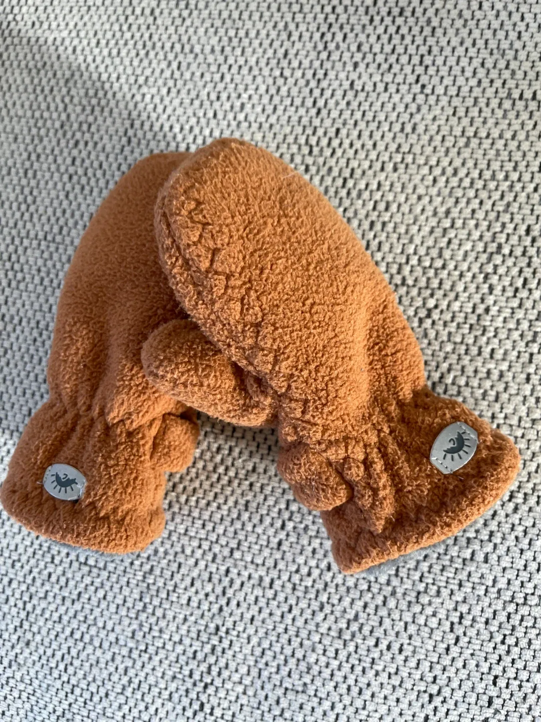 Brown Fleece Baby Mittens image indicator(2)