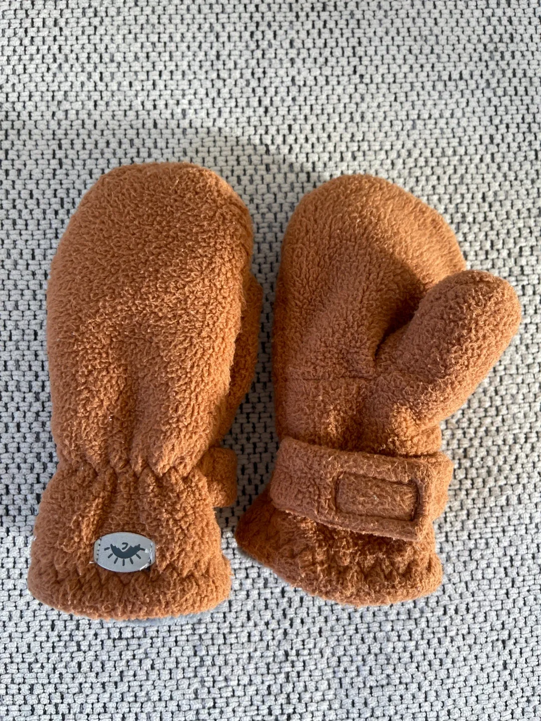 Brown Fleece Baby Mittens thumbnail