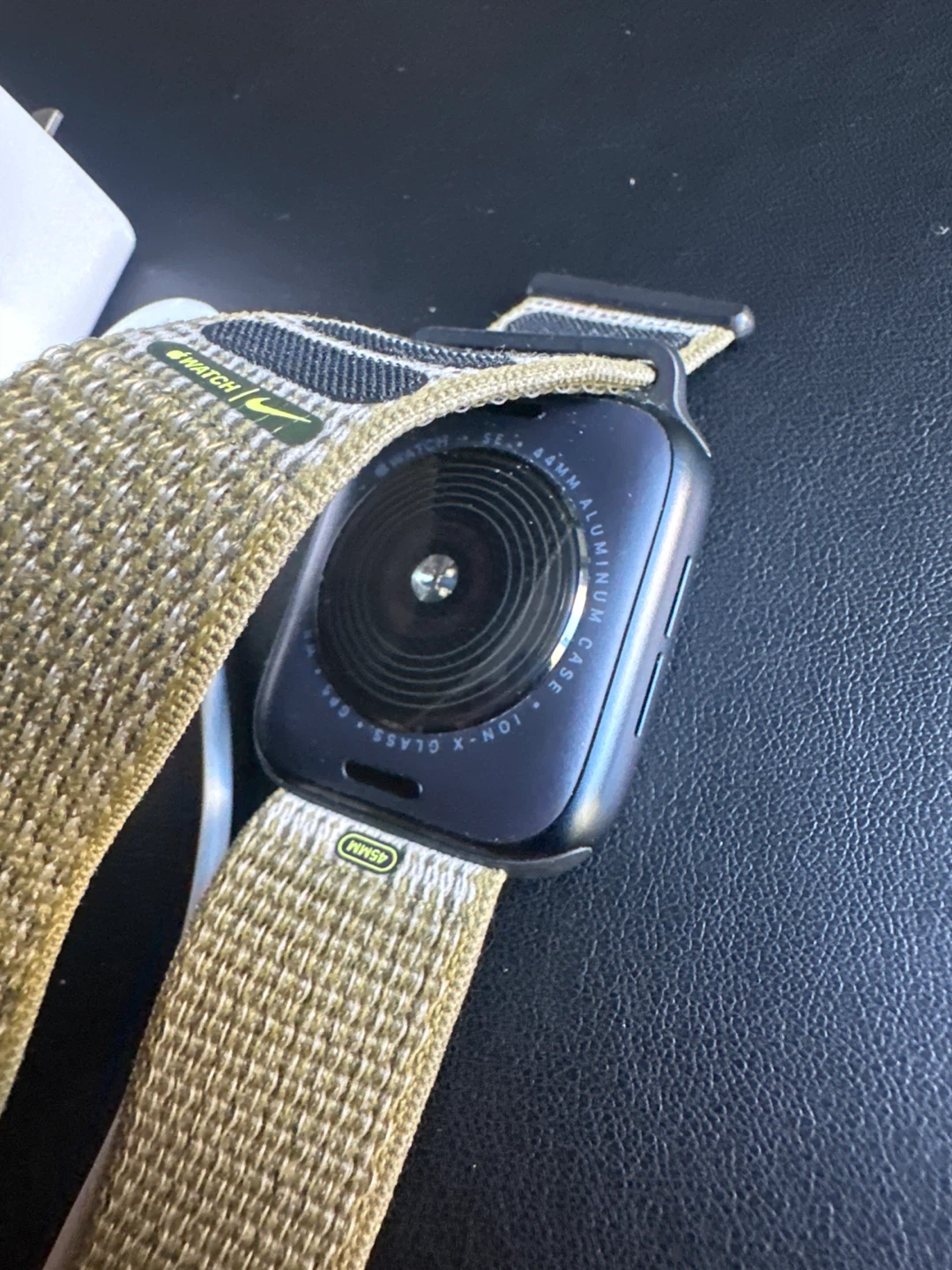 Apple Watch SE 2nd Gen 44mm Nike Edition - photo 3