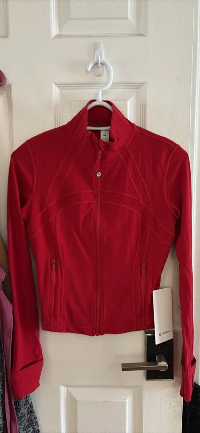 Lululemon Red Define Jacket, Size 6 dark red image indicator(2)