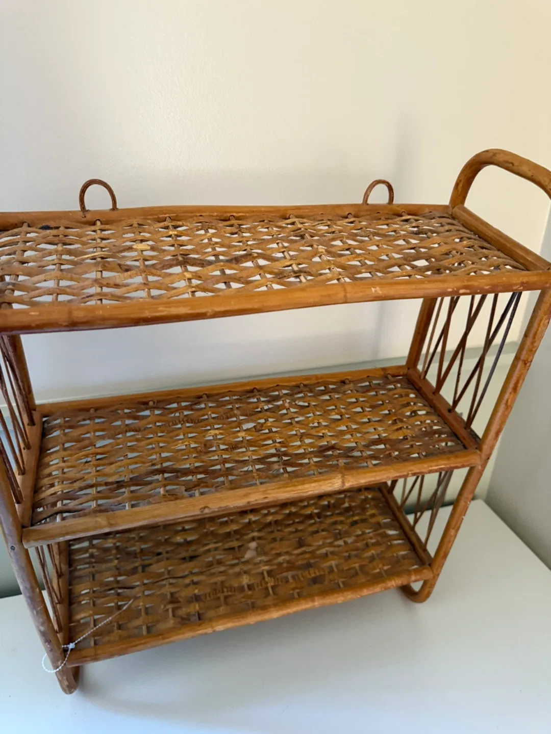 Wicker 3-Tier Shelf image indicator(2)