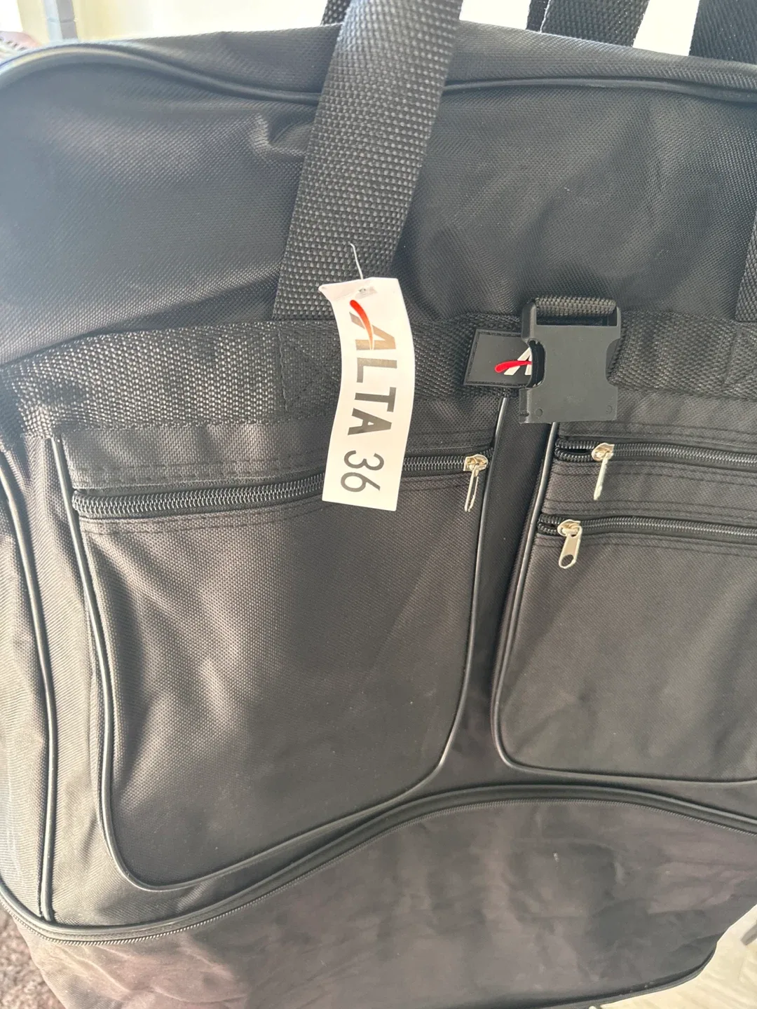 ALTA 36 Black Rolling Duffel Bag image indicator(3)